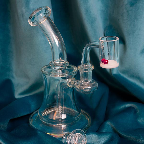 Online Headshop, Pipes, Rigs, Vaporizers & More